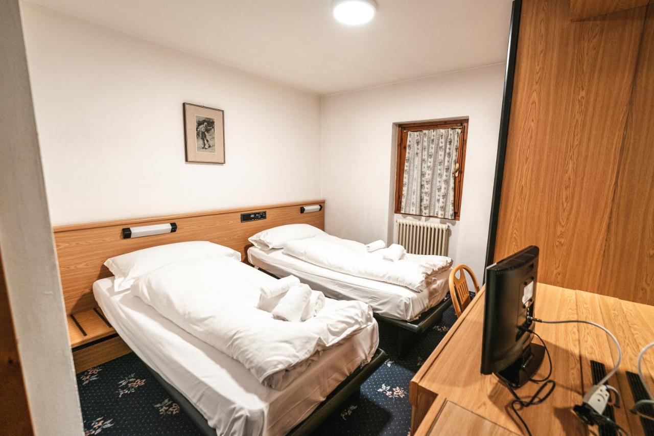 Smart Hotel Renzi Folgarida Exterior foto