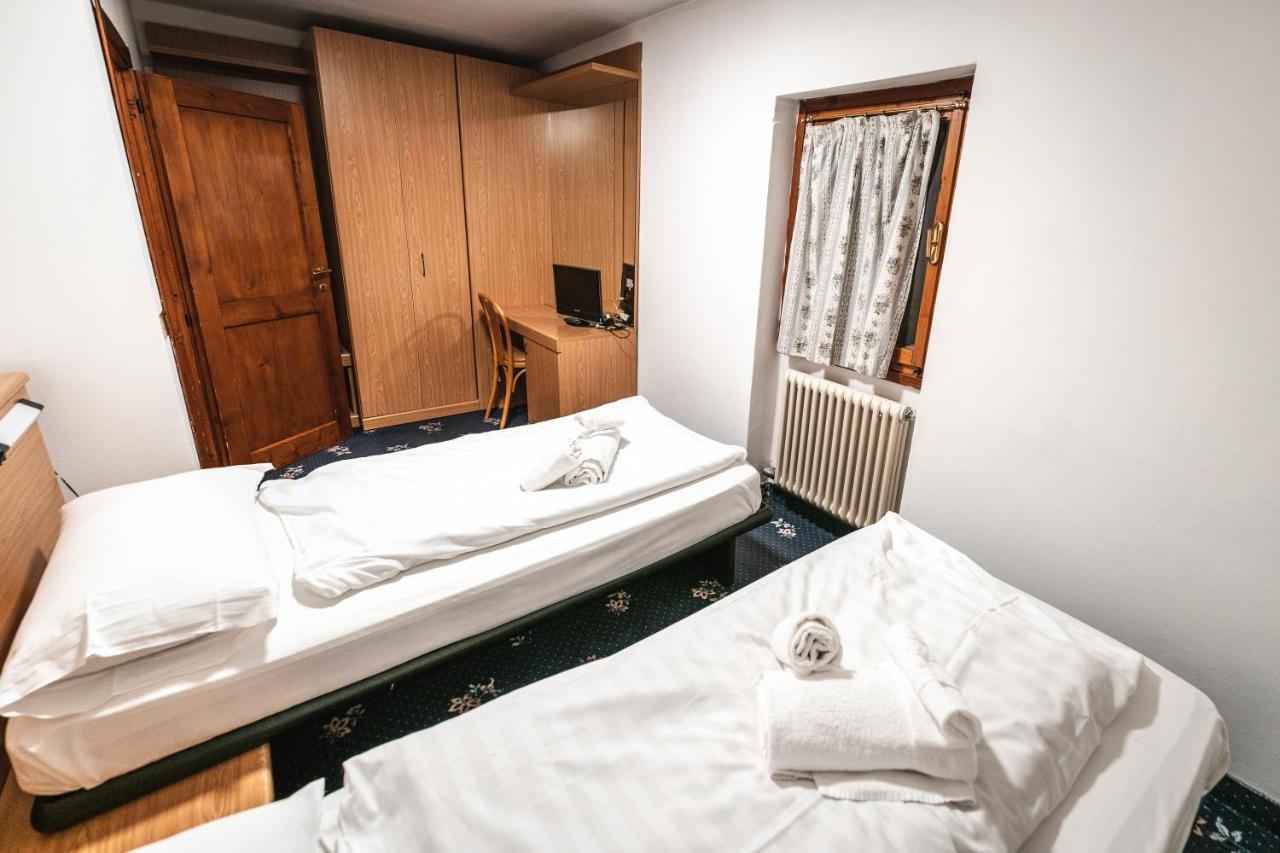 Smart Hotel Renzi Folgarida Exterior foto