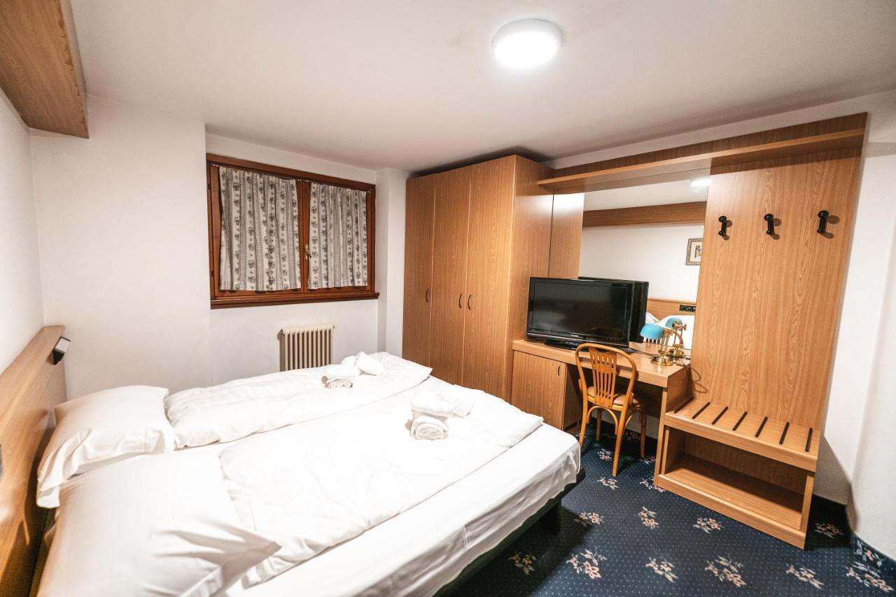 Smart Hotel Renzi Folgarida Exterior foto